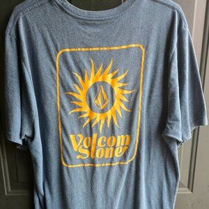 Mens Volcom T-Shirt size XL
